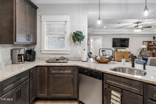50 Sunset Ridge Court, Gray, TN 37615