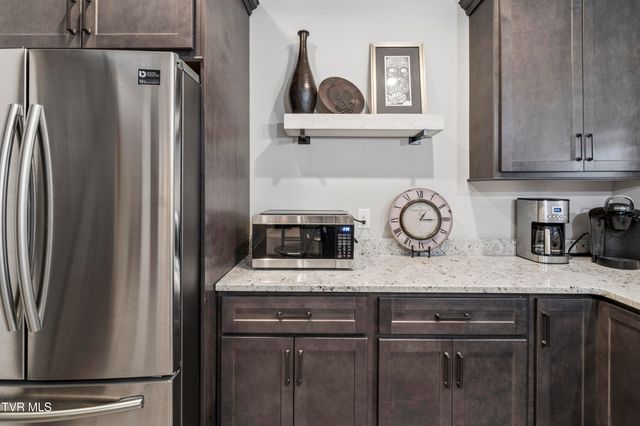 50 Sunset Ridge Court, Gray, TN 37615