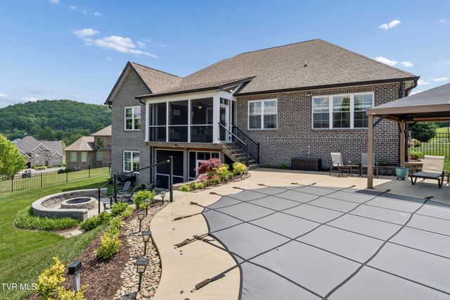 50 Sunset Ridge Court, Gray, TN 37615