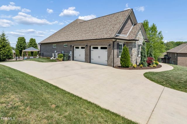 50 Sunset Ridge Court, Gray, TN 37615