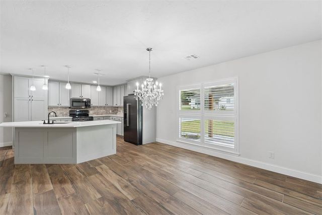 20699 Hensel Street, Harrah, OK 73045