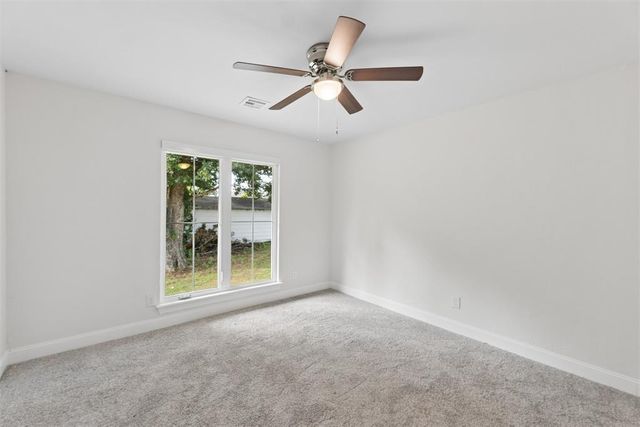 20699 Hensel Street, Harrah, OK 73045