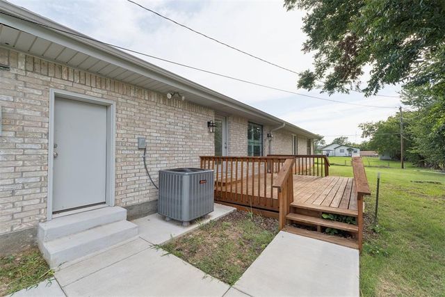20699 Hensel Street, Harrah, OK 73045