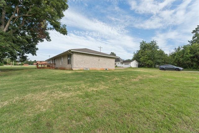 20699 Hensel Street, Harrah, OK 73045