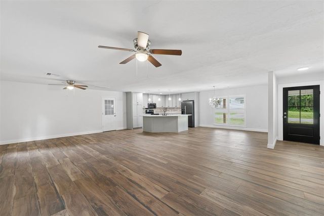20699 Hensel Street, Harrah, OK 73045