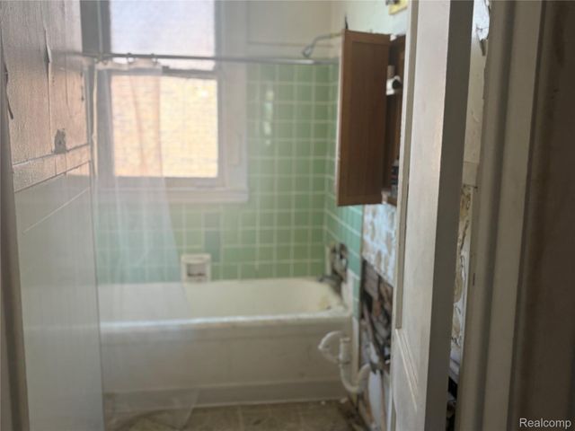 1716 E Grand Blvd, Detroit, MI 48211