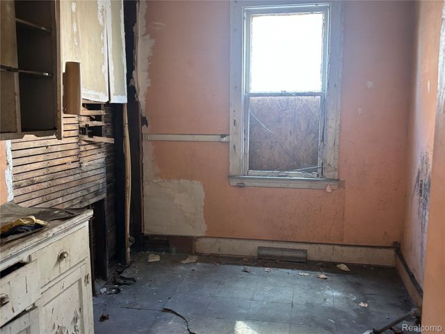 1716 E Grand Blvd, Detroit, MI 48211
