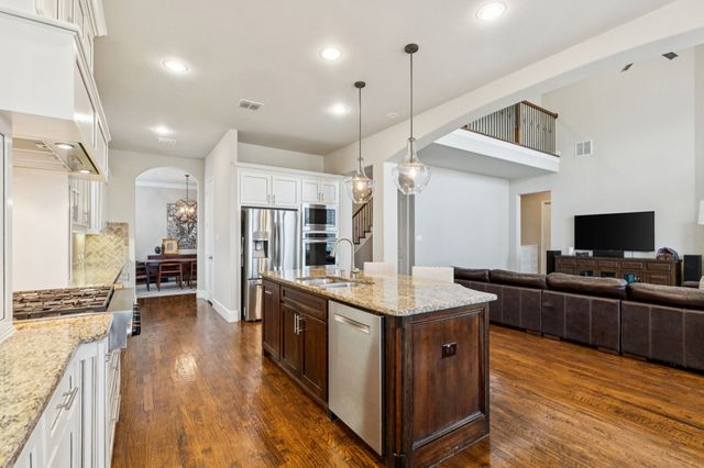 6073 Forefront Avenue, Frisco, TX 75036