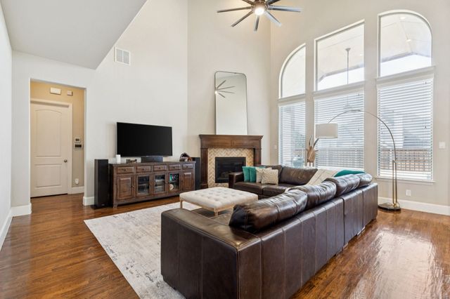 6073 Forefront Avenue, Frisco, TX 75036