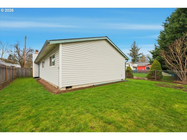 7045 N MEARS St, Portland, OR 97203