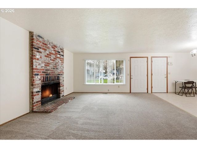 7045 N MEARS St, Portland, OR 97203