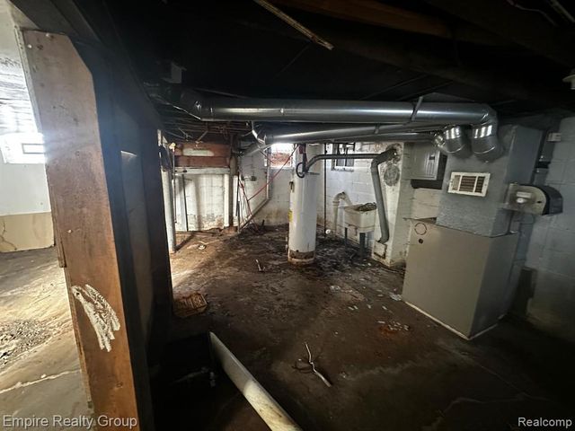 9326 Ward Street, Detroit, MI 48228