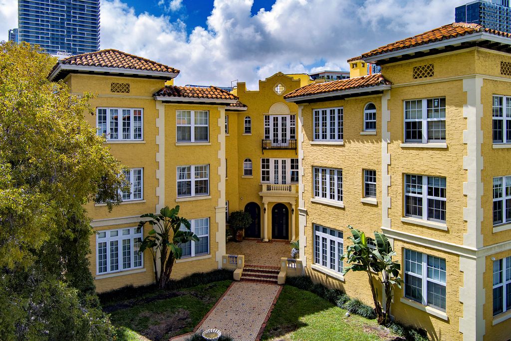 3224 Biscayne Boulevard A3, Miami, FL 33137