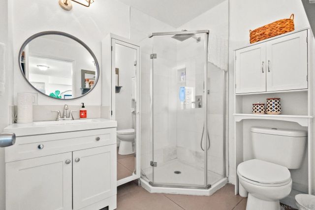 221 Island 503, San Diego, CA 92101