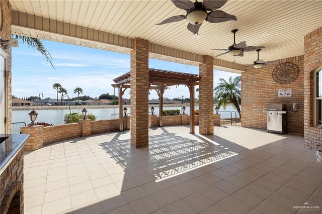 2112 Hole In One Drive, Mission, TX 78572