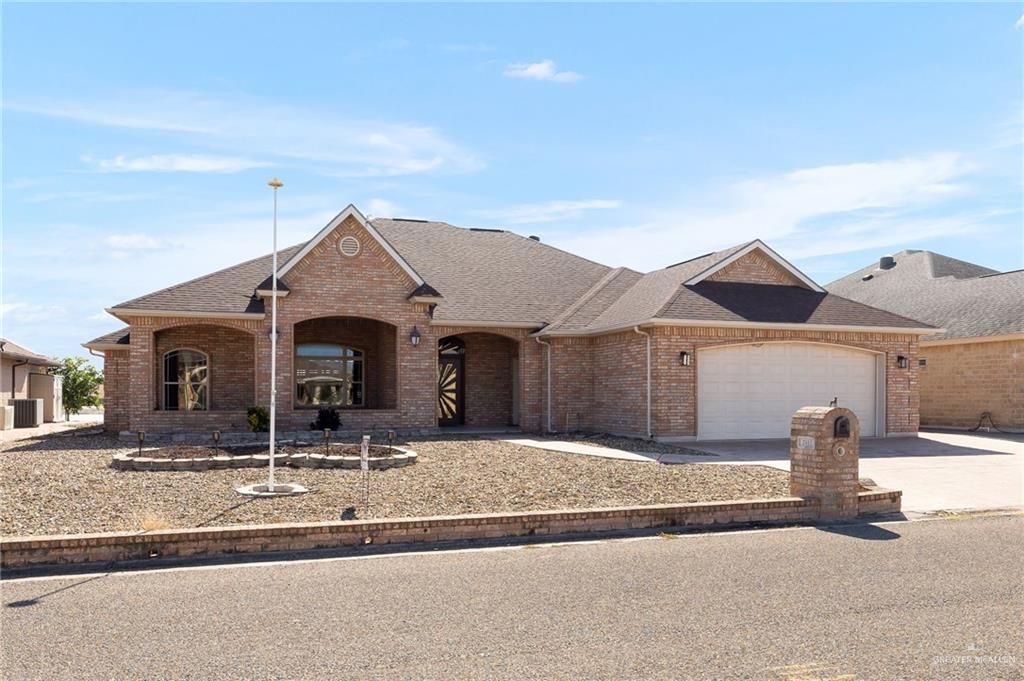 2112 Hole In One Drive, Mission, TX 78572