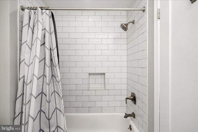 1609 SOCIETY PL, Newtown, PA 18940