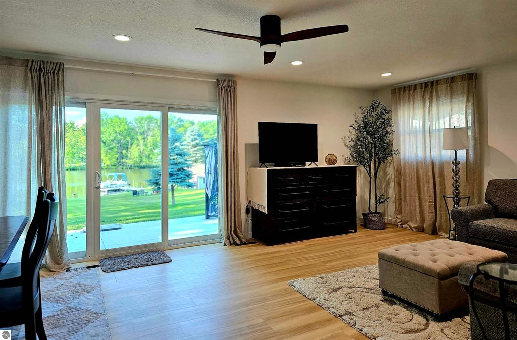Image 35 of property listing at 6760 W Shore Drive, Weidman, MI 48893