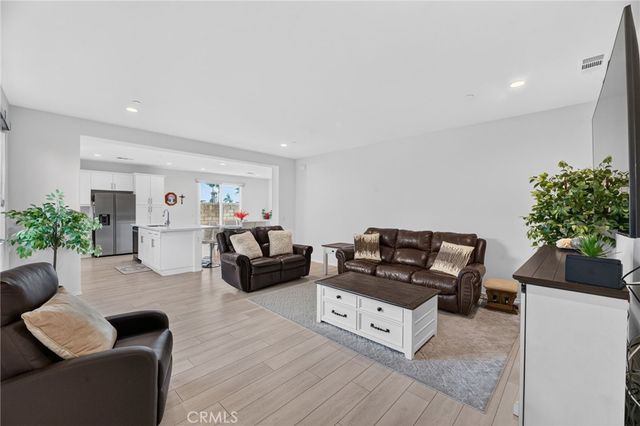 2245 Liberty Court, Perris, CA 92571