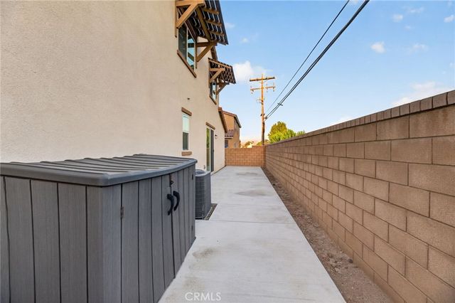 2245 Liberty Court, Perris, CA 92571