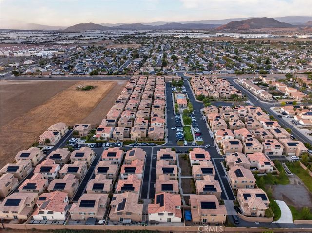 2245 Liberty Court, Perris, CA 92571