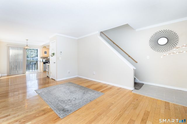 94 Cynthia Lane D-5, Middletown, CT 06457