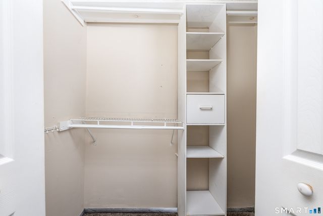 94 Cynthia Lane D-5, Middletown, CT 06457