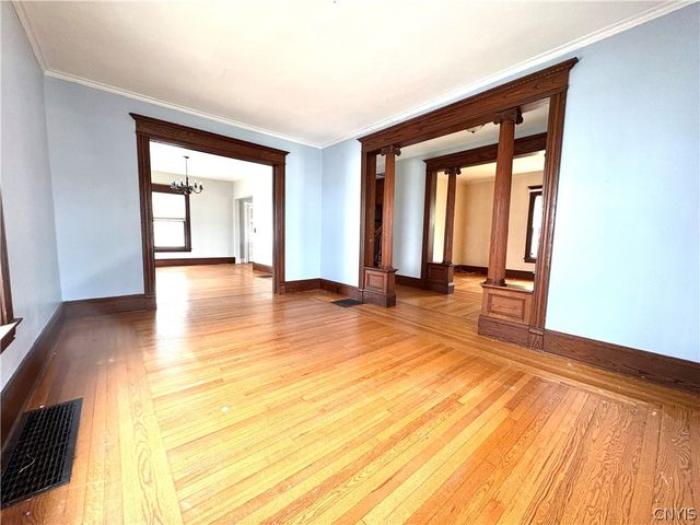 174 East Genesee Street, Auburn, NY 13021