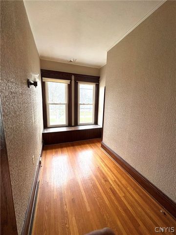 174 East Genesee Street, Auburn, NY 13021