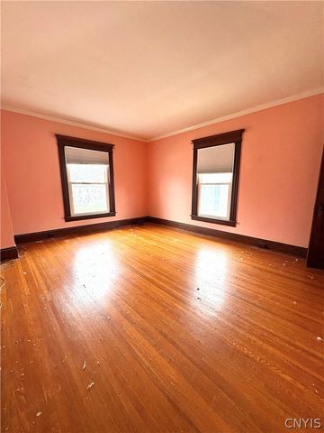 174 East Genesee Street, Auburn, NY 13021