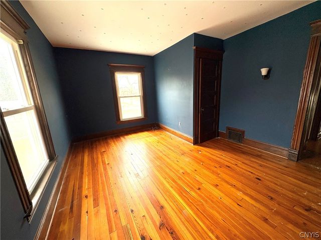 174 East Genesee Street, Auburn, NY 13021