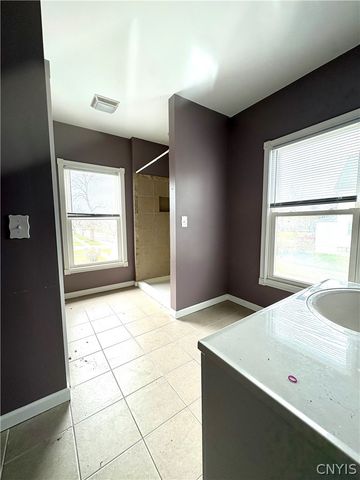 174 East Genesee Street, Auburn, NY 13021