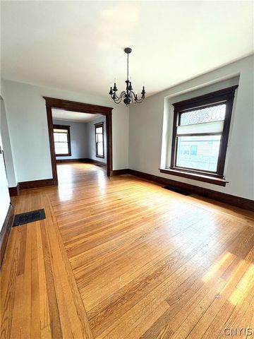 174 East Genesee Street, Auburn, NY 13021