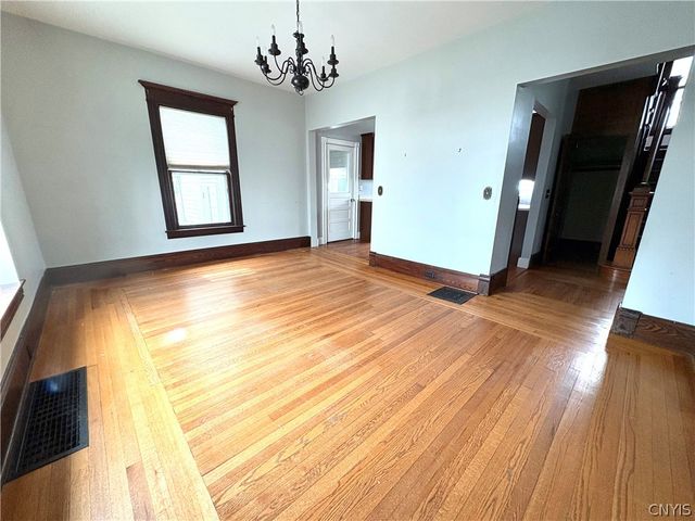 174 East Genesee Street, Auburn, NY 13021