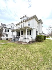 174 East Genesee Street, Auburn, NY 13021
