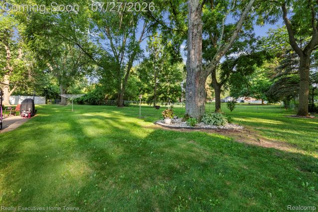 3425 Lomar Drive, Fort Gratiot Charter Township, MI 48059