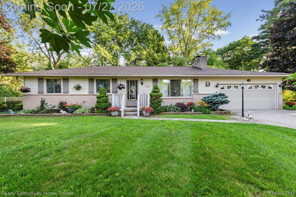 3425 Lomar Drive, Fort Gratiot Charter Township, MI 48059