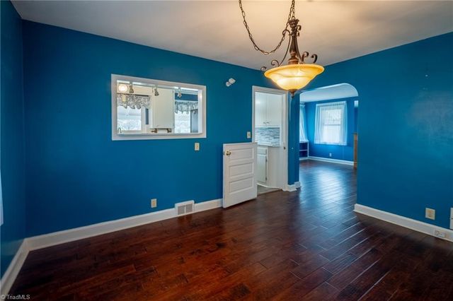 520 Gales Avenue, Winston-salem, NC 27103