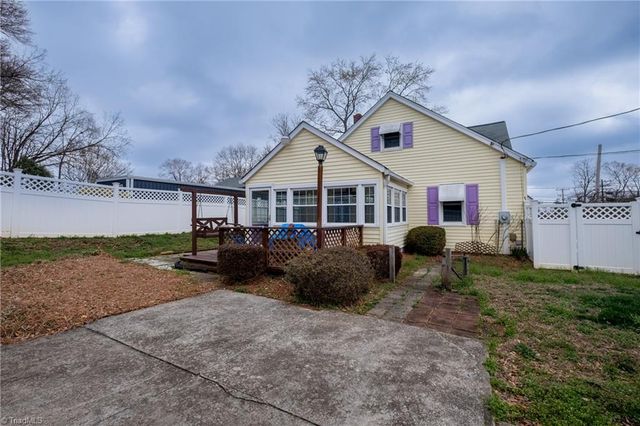 520 Gales Avenue, Winston-salem, NC 27103