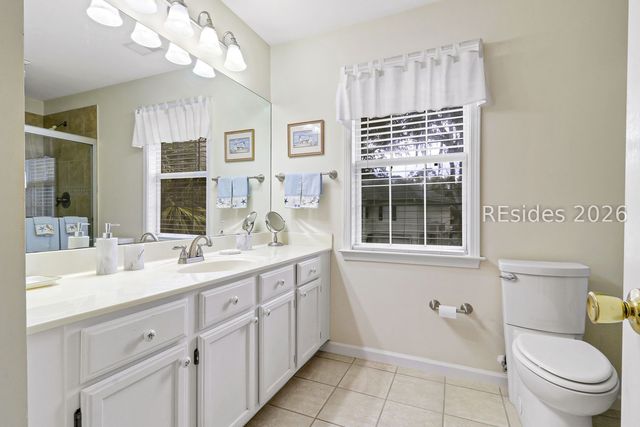 30 Valencia Drive 10B, Hilton Head Island, SC 29928