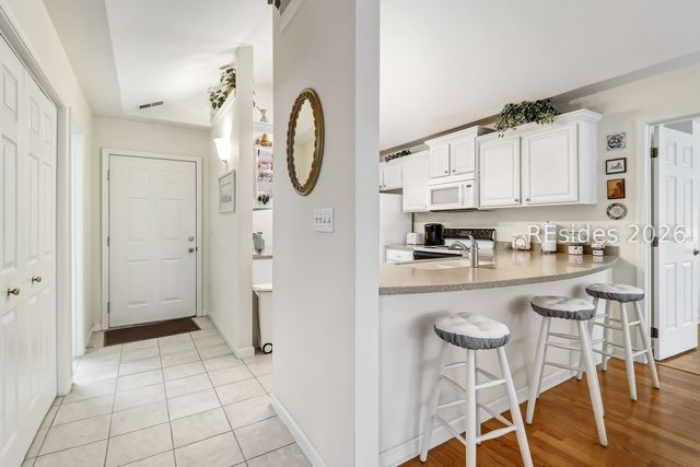 30 Valencia Drive 10B, Hilton Head Island, SC 29928