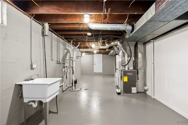 104 Sharon Road, Geddes, NY 13209