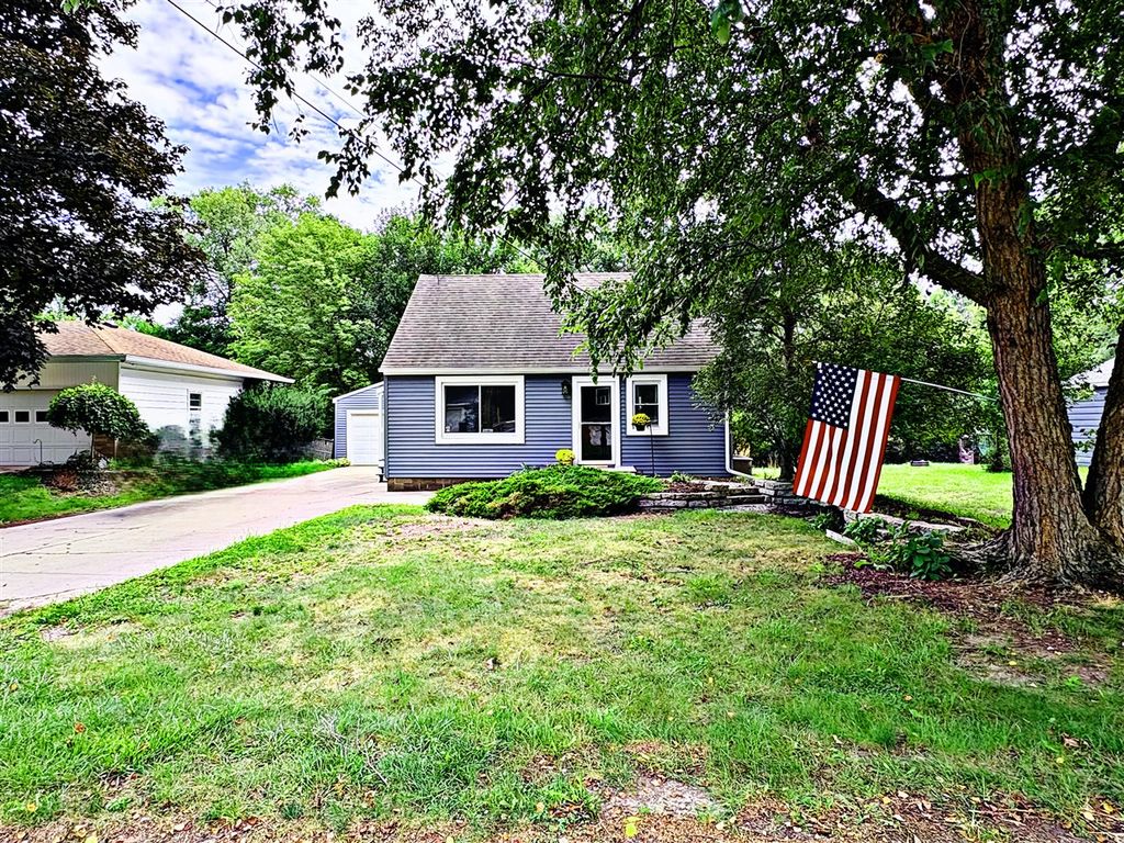 3114 Rypens Drive, Grand Rapids, MI 49504