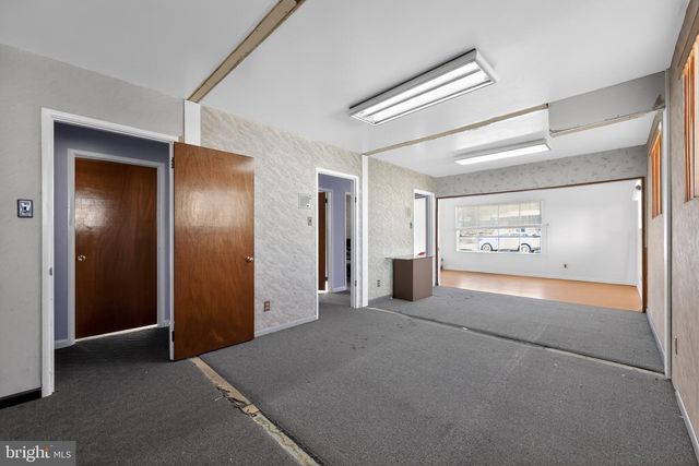 870 W BROWNING RD, Bellmawr, NJ 08031