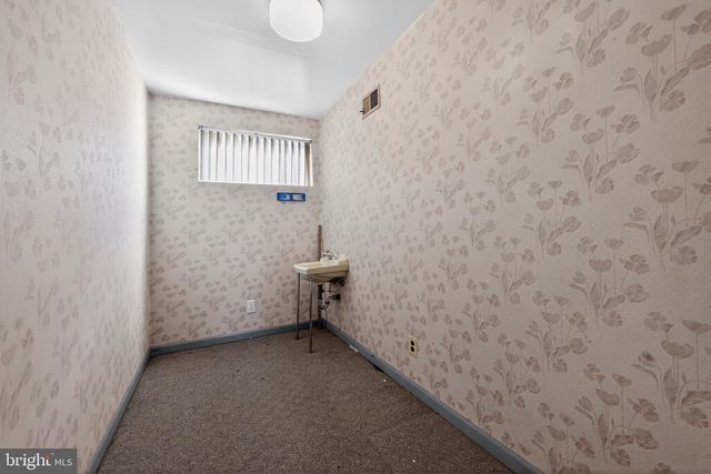 870 W BROWNING RD, Bellmawr, NJ 08031