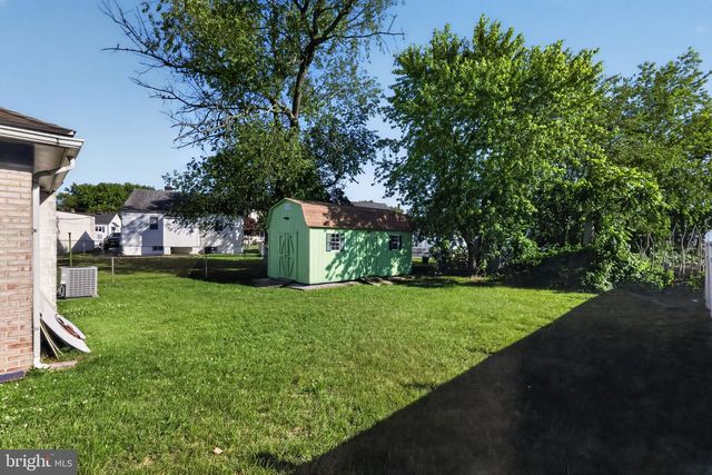 870 W BROWNING RD, Bellmawr, NJ 08031