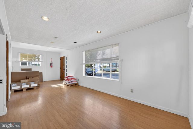 870 W BROWNING RD, Bellmawr, NJ 08031