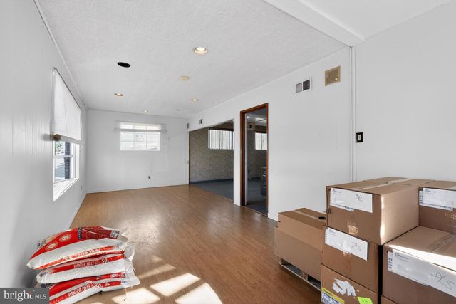 870 W BROWNING RD, Bellmawr, NJ 08031