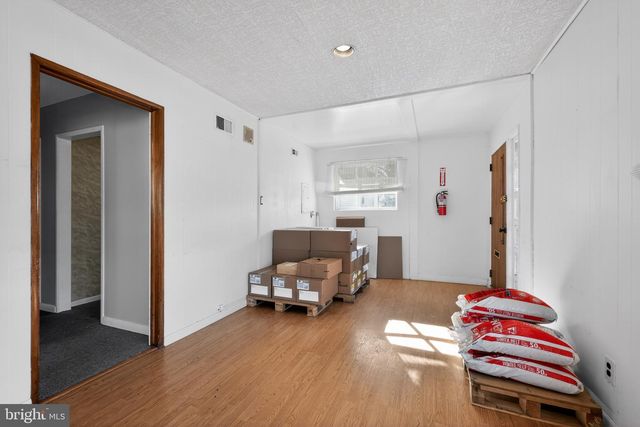 870 W BROWNING RD, Bellmawr, NJ 08031