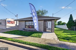 870 W BROWNING RD, Bellmawr, NJ 08031